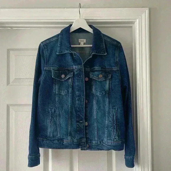 A.n.a Denim Jacket Size Large NEW - Picture 1 of 4